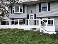 <b>TimberTech Reserve Driftwood Decking with White Washington Railing with Black Aluminum Balusters-Front Porch</b>